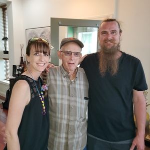 Meet your Posher, Moreen